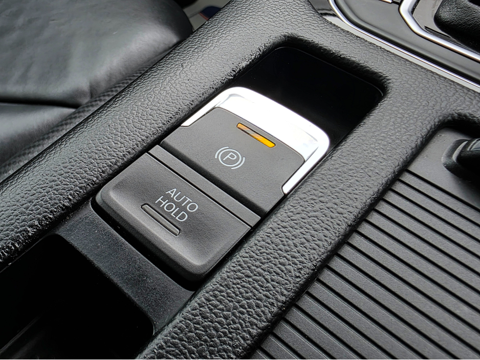 2018 Volkswagen Arteon - image 32