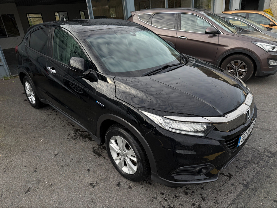 2020 Honda Vezel - image 2
