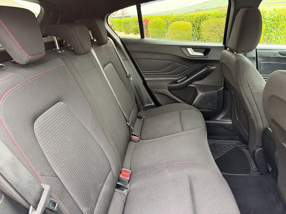 2024 Ford Focus - image 13