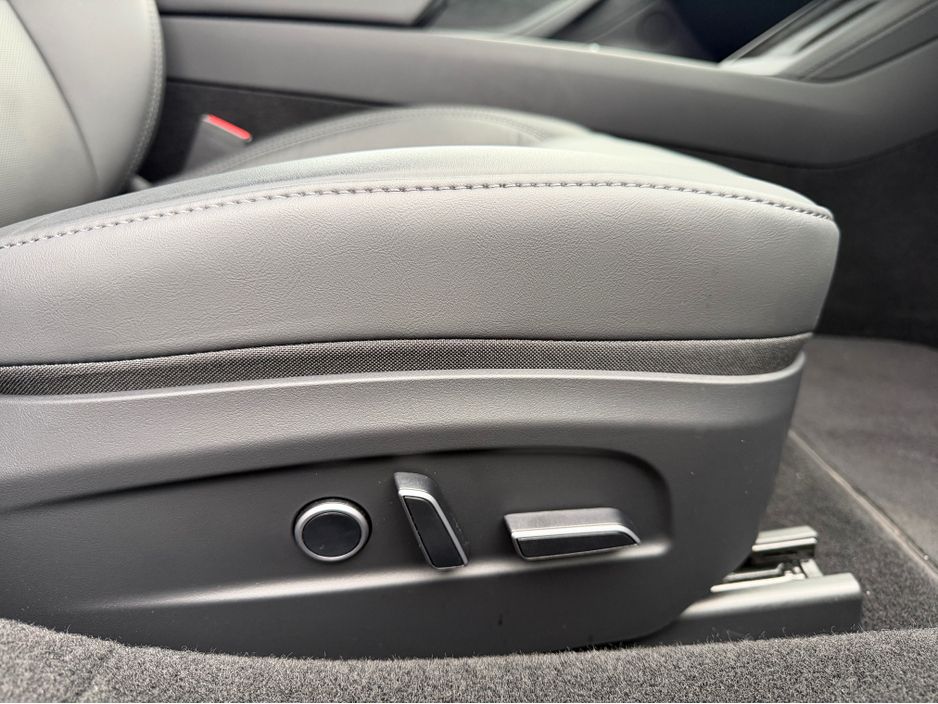 2025 Tesla Model 3 - image 22