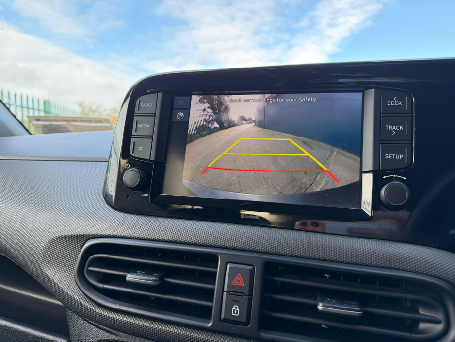 2023 Hyundai i10 - image 13