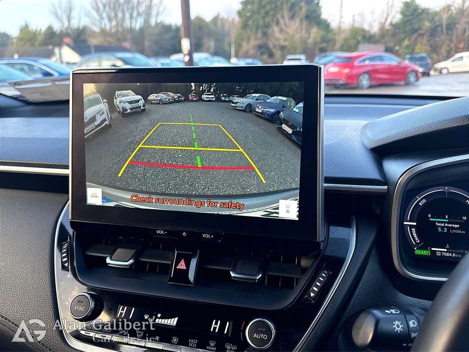 2023 Toyota Corolla Cross 1.8 Petrol HYBRID LUNA €138 PW €28,995