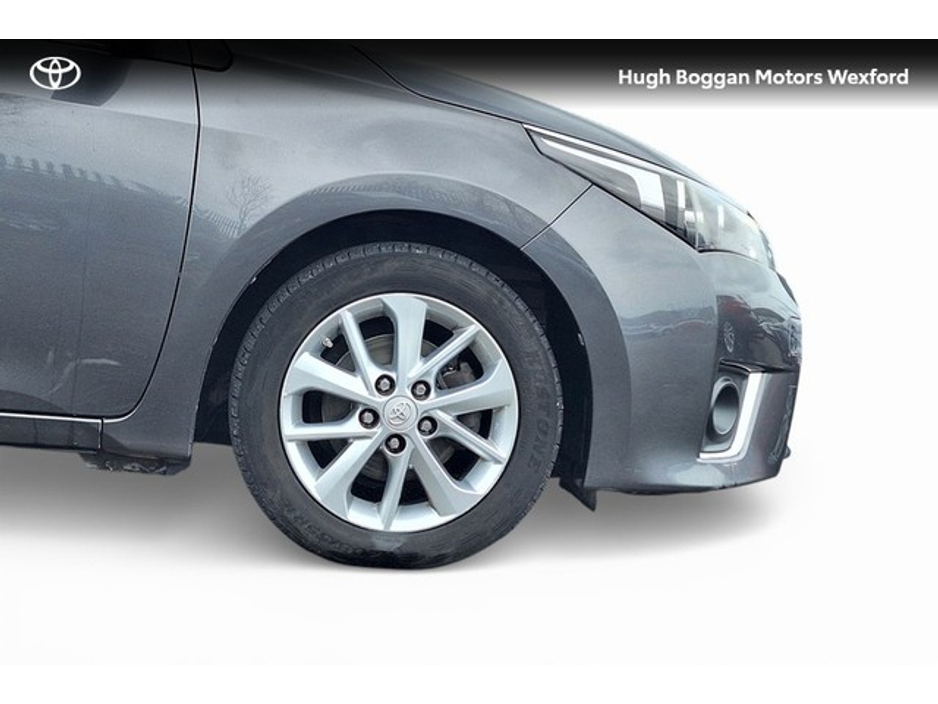 2017 Toyota Corolla - image 16