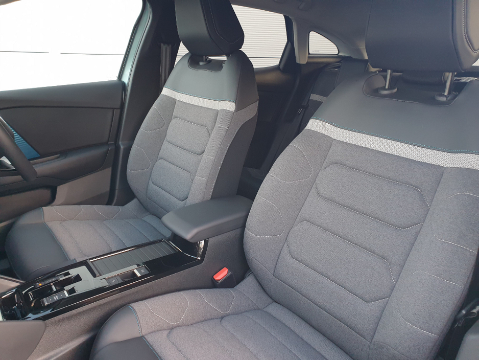 2023 Citroen E-C4 "C-Series Model " Electric Vehicle €19,999