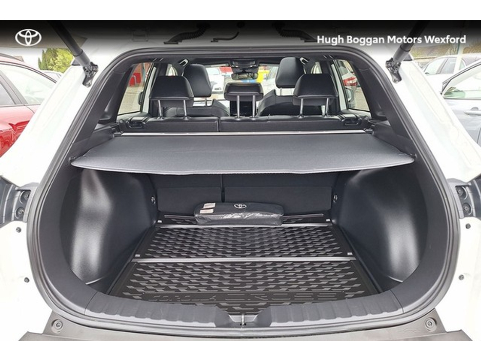 2023 Toyota Corolla Cross - image 10