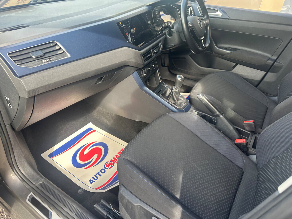 2021 Volkswagen Polo - image 11