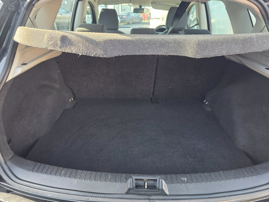 2013 Nissan Qashqai - image 6