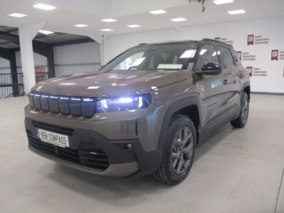 2026 Jeep Compass - image 4