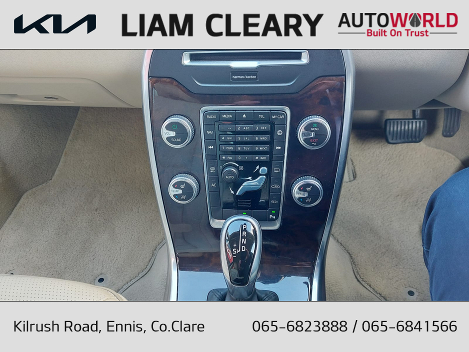 2015 Volvo S80 - image 18