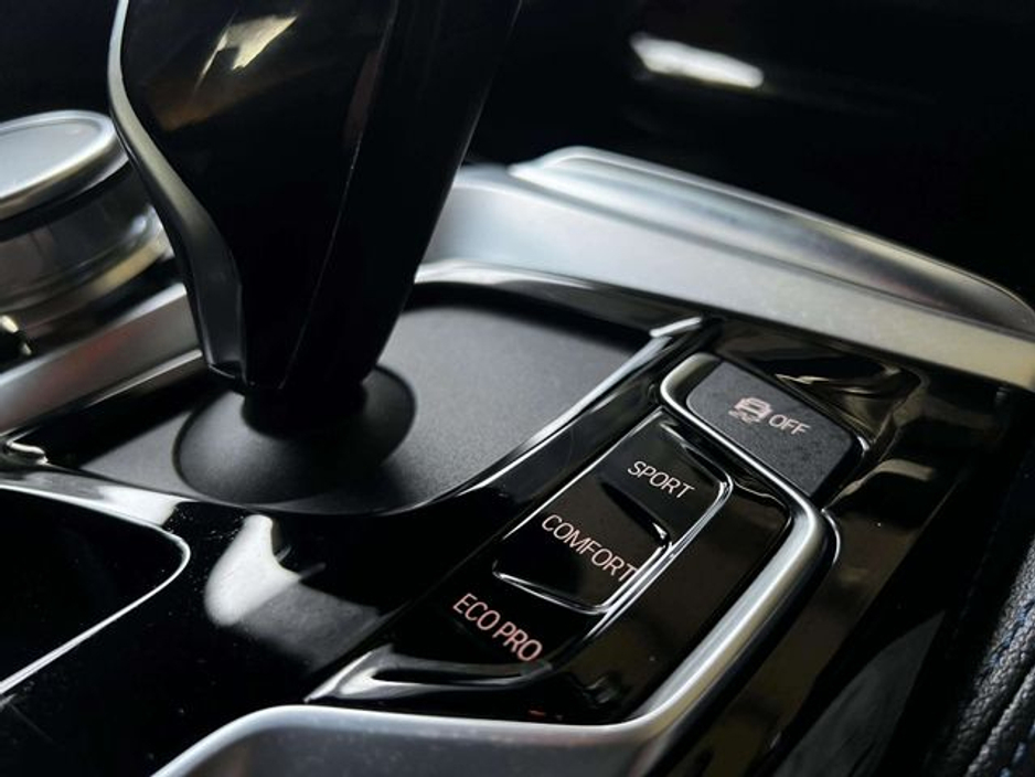 2018 BMW 5 Series 2.0 Automatic €29,995