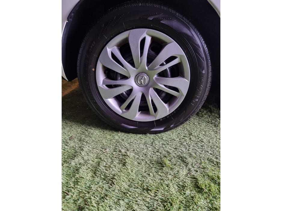 2016 Mazda Demio - image 20