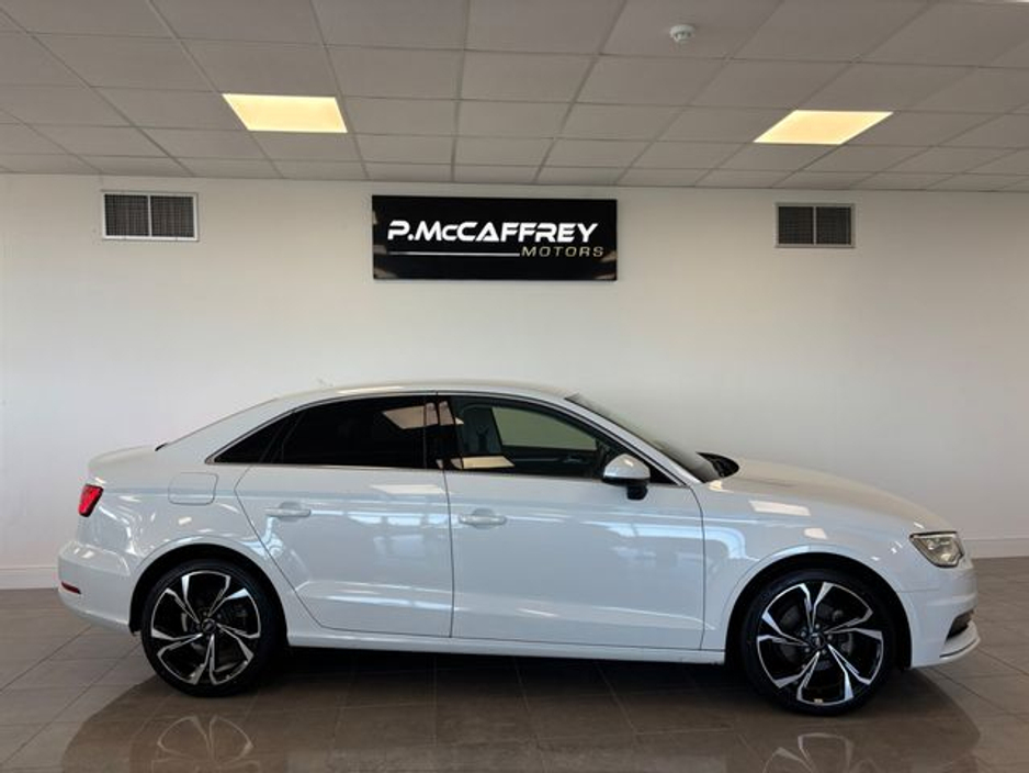 2016 Audi A3 - image 5