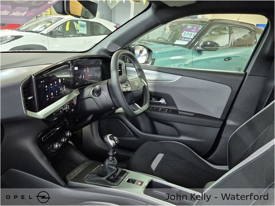 2026 Opel Mokka Elegance 1.2 136ps €35,869