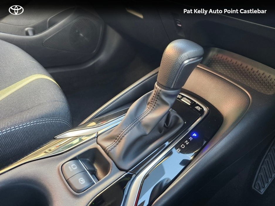 2024 Toyota Corolla COROLLA LUNA SALOON €30,900