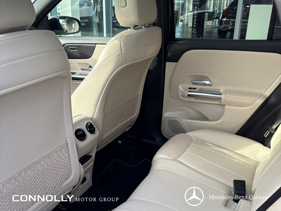 2021 Mercedes-Benz GLA Class - image 6