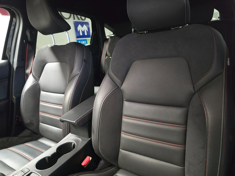 2021 Renault Arkana - image 9