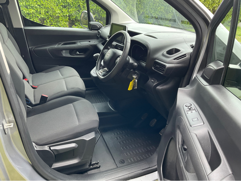 2024 Citroen Berlingo - image 19