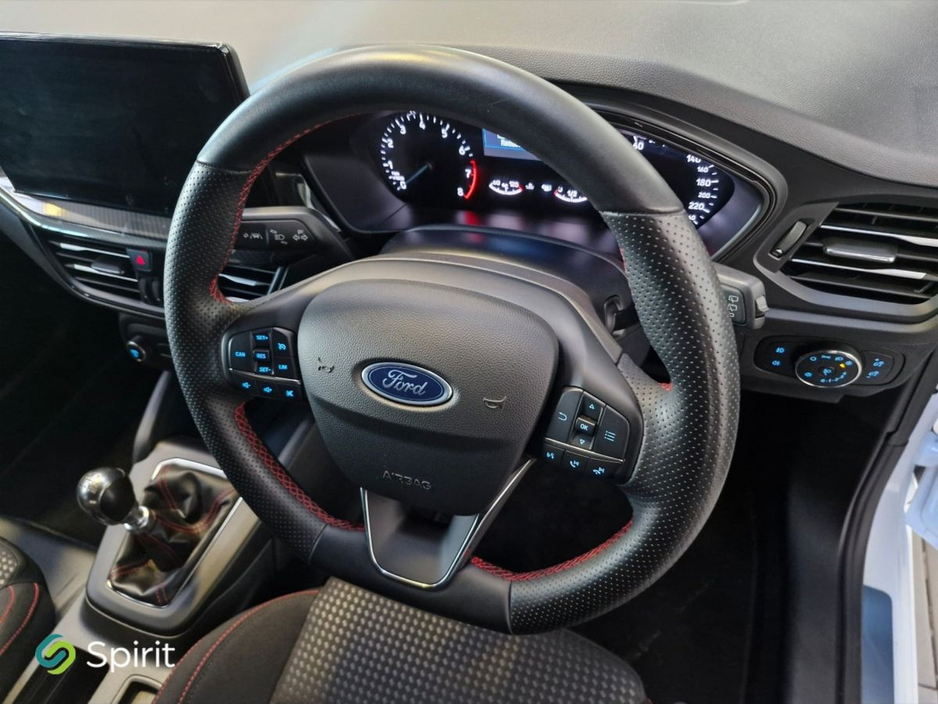 2024 Ford Focus ST-LINE €26,900