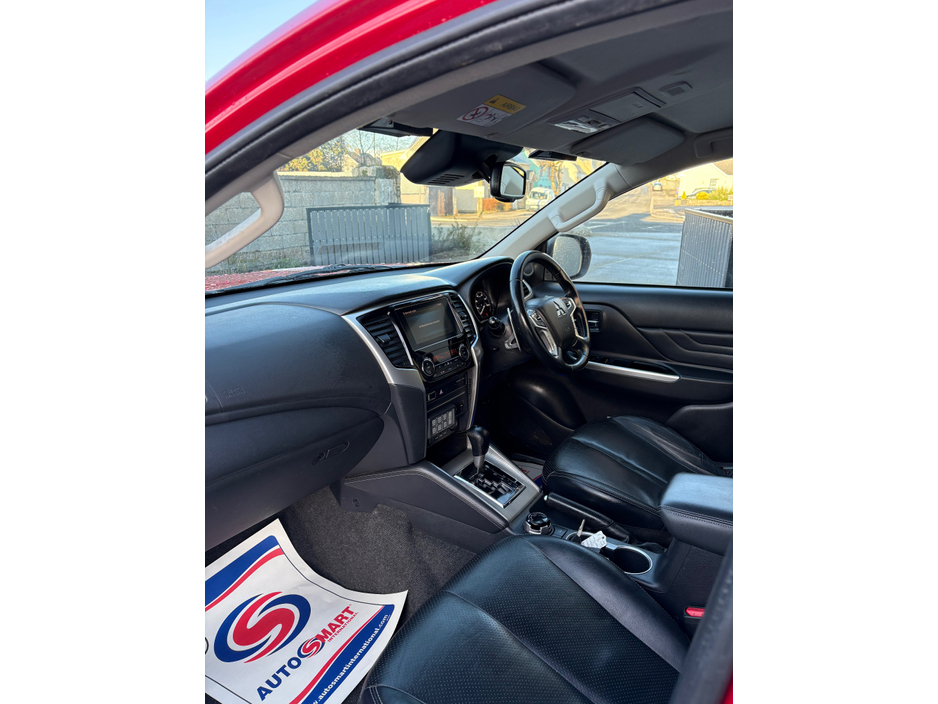 2021 Mitsubishi L200 BARBARIAN DI-D AUTO DCB €27,950