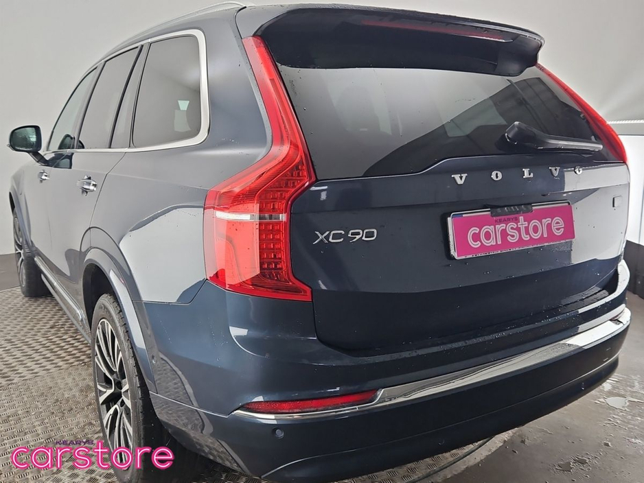 2023 Volvo XC90 - image 15
