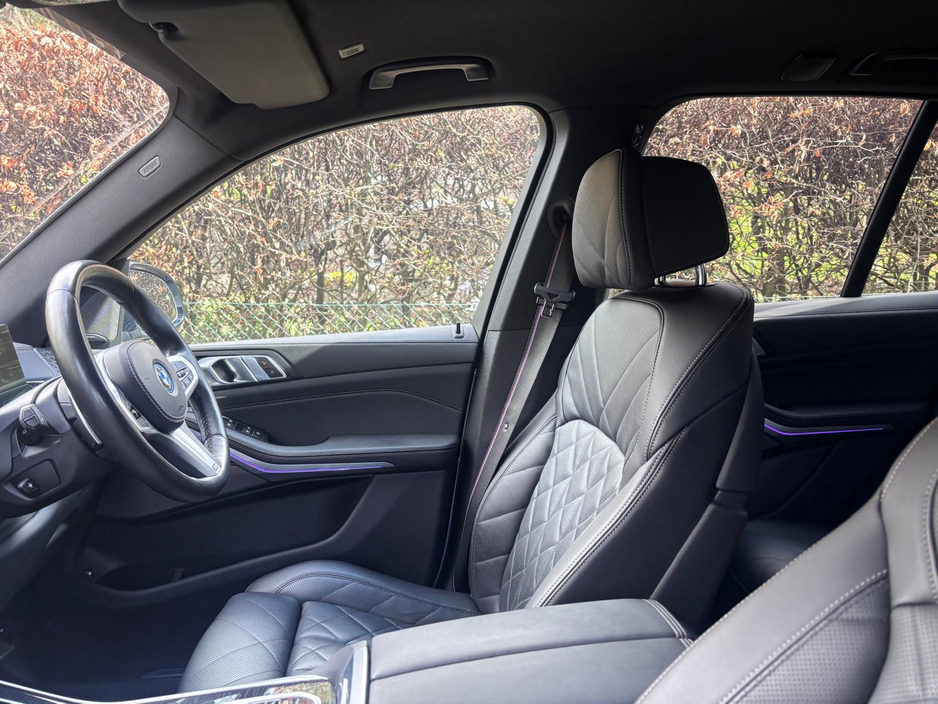 2023 BMW X5 - image 26