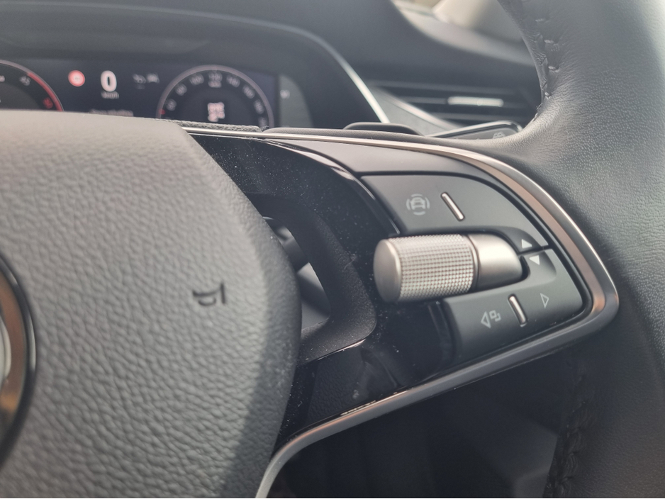 2024 Skoda Octavia - image 22