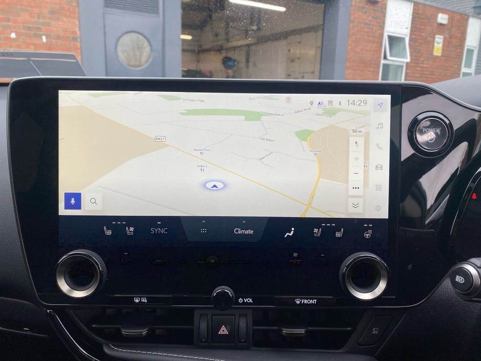 2025 Lexus NX 450 h+ - image 17