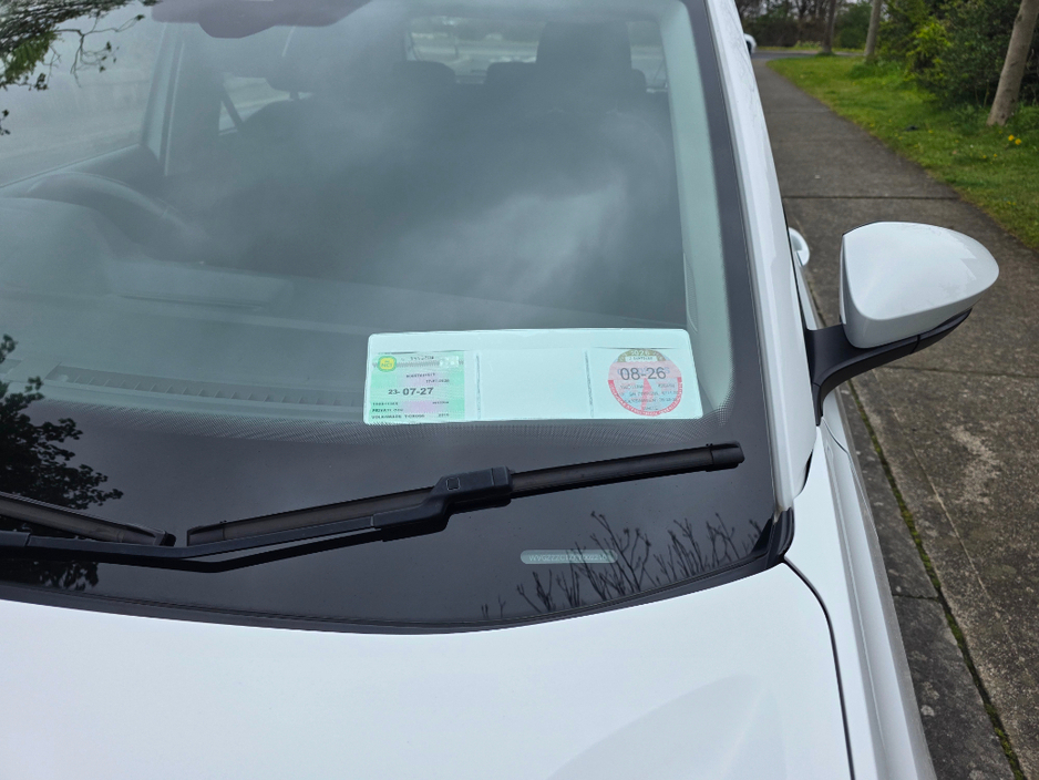 2019 Volkswagen T-Cross - image 8