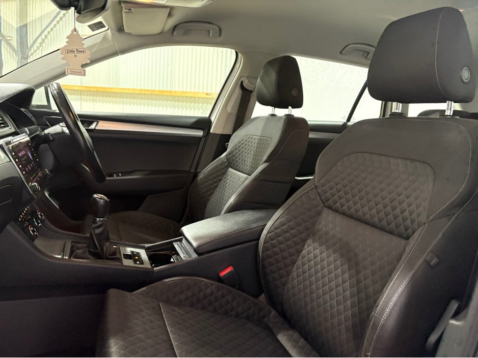 2020 Skoda Superb STYLE ESTATE 2.0 TDI 150HP 4DR €14,950