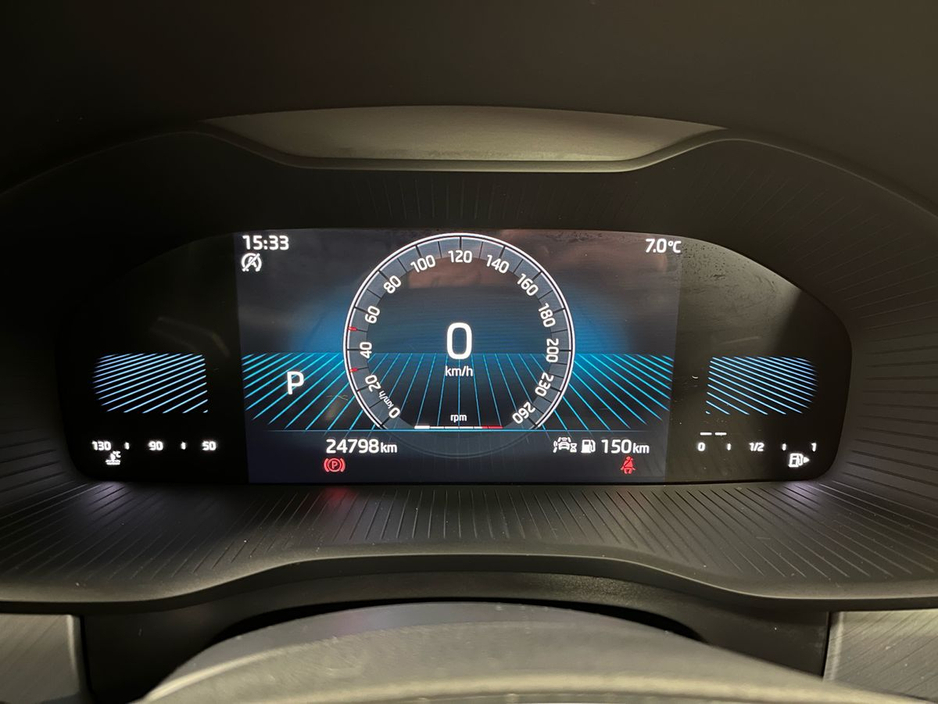 2024 Skoda Kodiaq Ambition 7 Seat DSG 2.0TDI 150BHP - Reversing Camera - Climate Control - Cruise Control - Heated Seats - Apple CarPlay/Android Auto €47,950