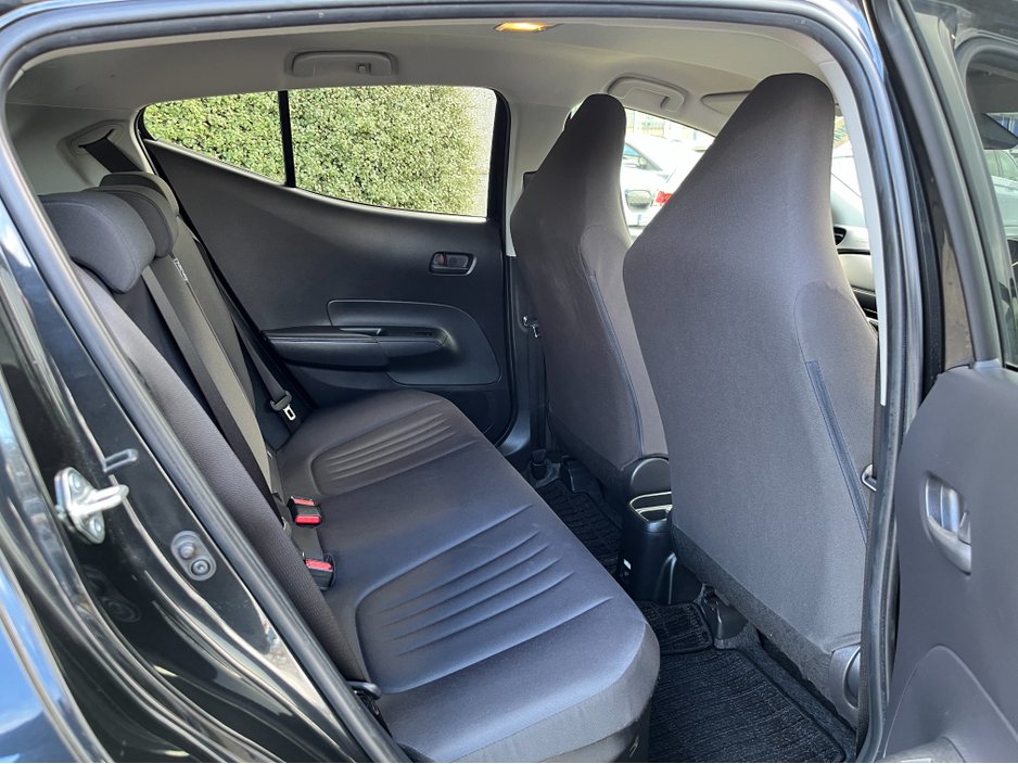 2021 Toyota Aqua AUTOMATIC HYBRID 1.5 PETROL //ADAPTIVE CRUISE CONTROL//CARPLAY//KEYLESS ENTRY//REVERSE CAMERA// €16,950