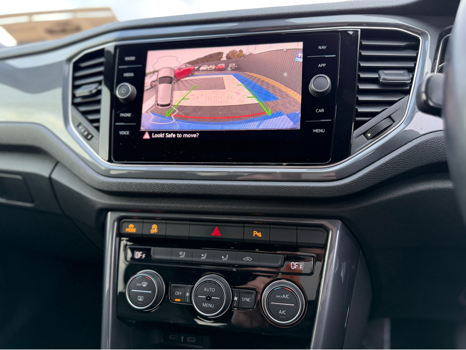 2021 Volkswagen T-Roc R-LINE - 2.0L DIESEL - AUTO - 12M WARRANTY - CAR: 1699 €29,950