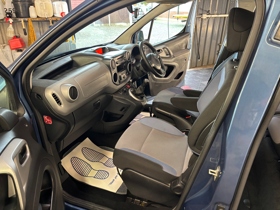 2016 Peugeot Partner Tepee - image 16