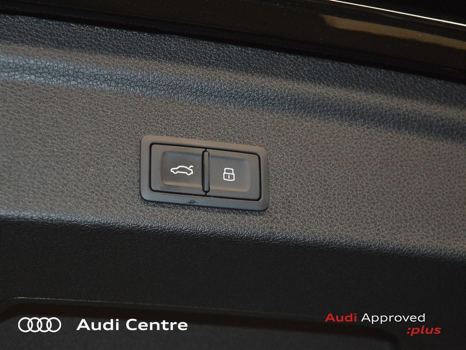 2025 Audi Q3 35 TDI 150 S-T SE €52,499