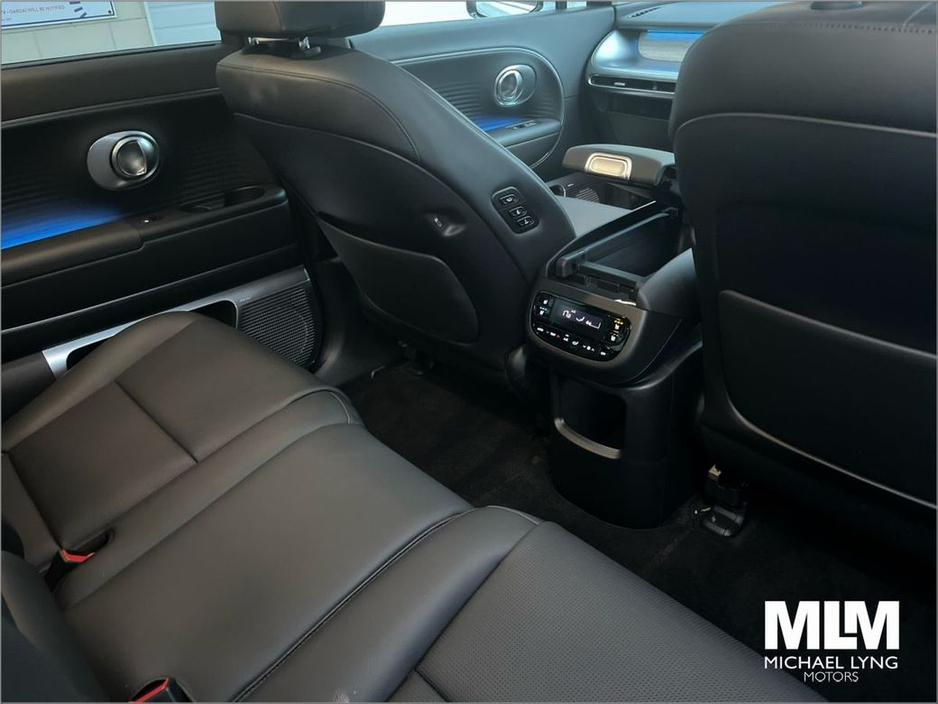 2025 Hyundai Ioniq 9 RWD standard (Long Range) Platinum €71,995