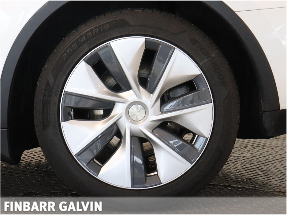 2022 Tesla Model Y - image 14