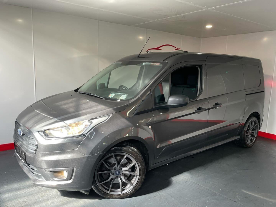 2019 Ford Transit Connect - image 2