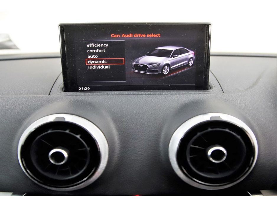 2018 Audi A3 - image 18