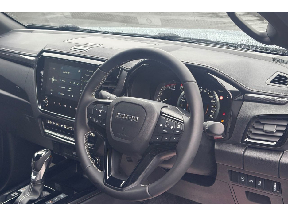 2025 Isuzu D-MAX STEEL EDITION AUTO €53,951