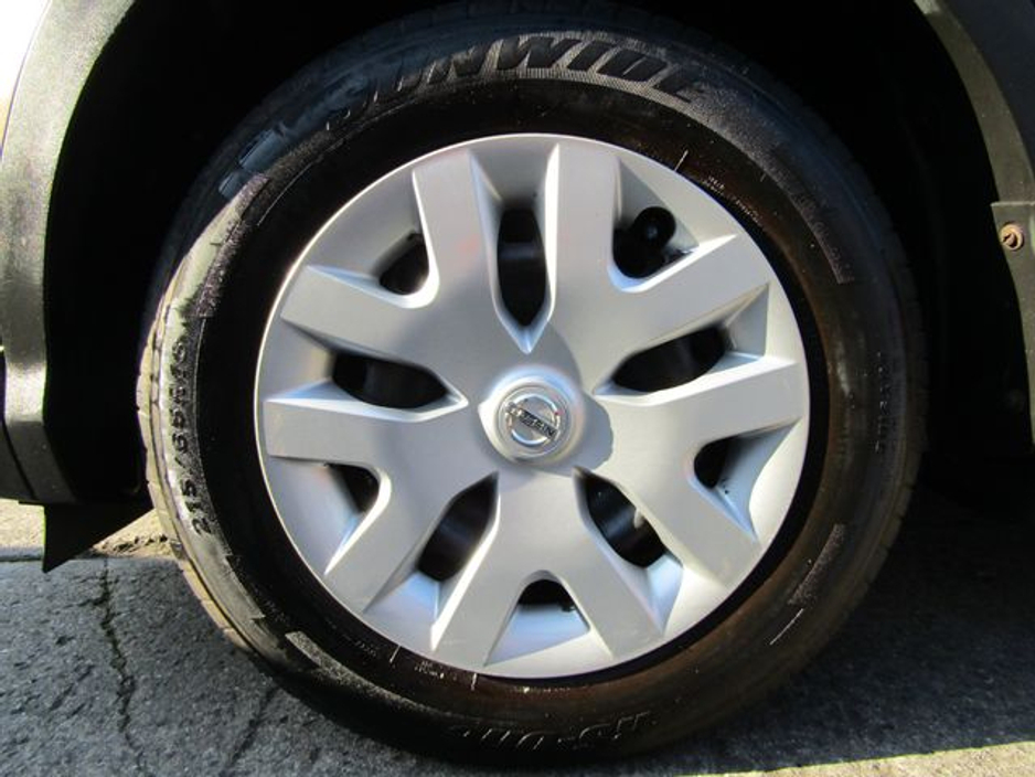 2016 Nissan Qashqai - image 40