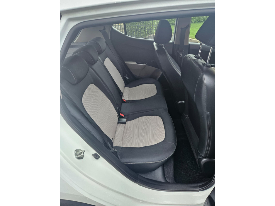 2014 Hyundai i10 10  CLASSIC 5DR - LOW MILEAGE - SERVICE HISTORY - 2 KEYS €5,950