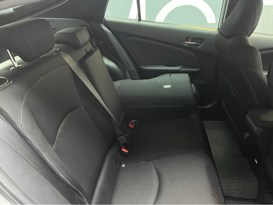 2022 Toyota Prius €20950 2022 TOYOTA PRIUS S 1.8 AUTOMATIC / CRUISE CONTROL / REVERSE CAMERA AND MMORE €20,950