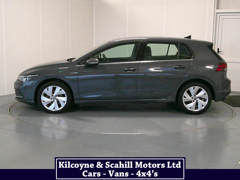 2022 Volkswagen Golf STYLE TDI €27,950