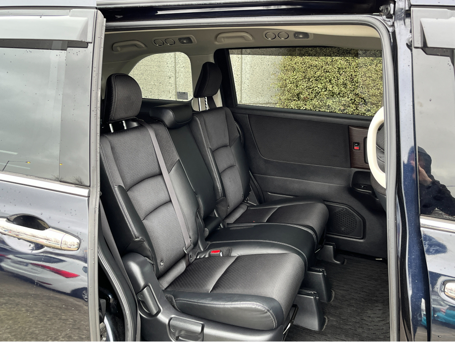 2021 Honda Odyssey - image 12