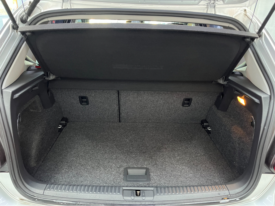 2017 Volkswagen Polo €13950! 2017 VOLKSWAGEN POLO TSI CONFORTLINE 1.2 AUTOMATIC WITH REVERSE CAMERA AND MORE €13,950