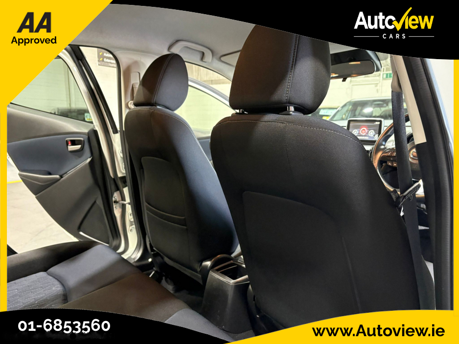 2015 Mazda Mazda2 - image 19