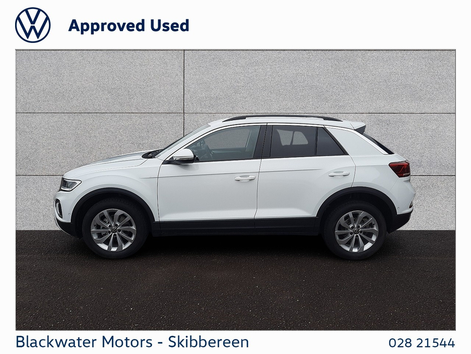 2026 Volkswagen T-Roc - image 6