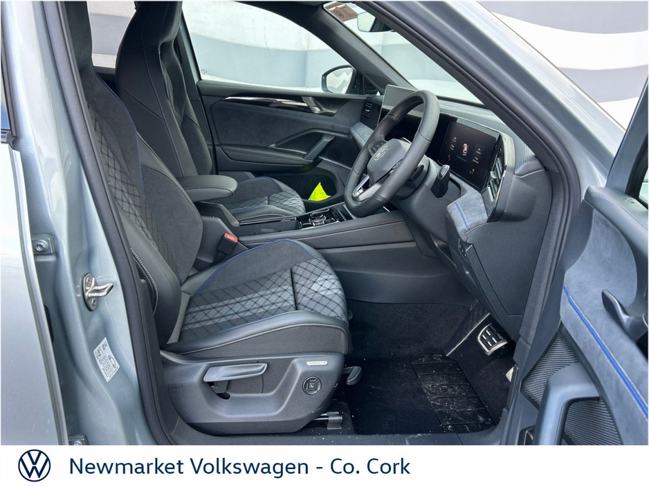 2026 Volkswagen Tiguan - image 9