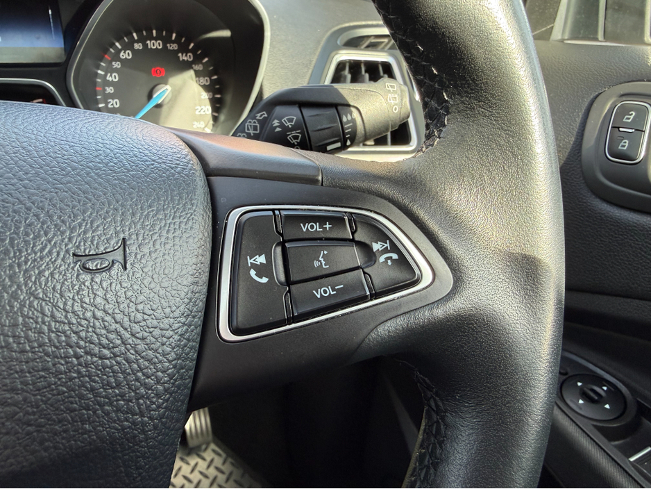 2019 Ford Grand C-Max - image 21