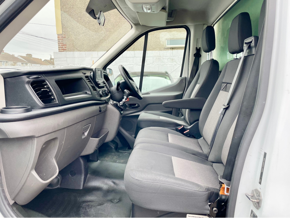 2023 Ford Transit - image 31